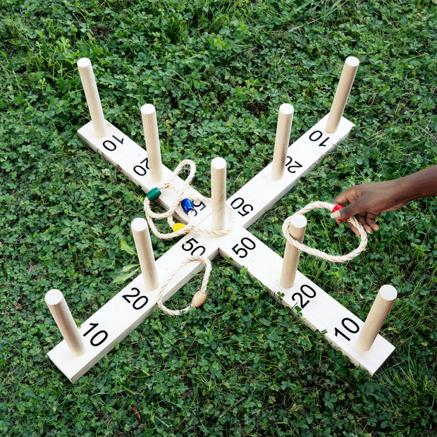 Jeu bois lancer d'anneaux